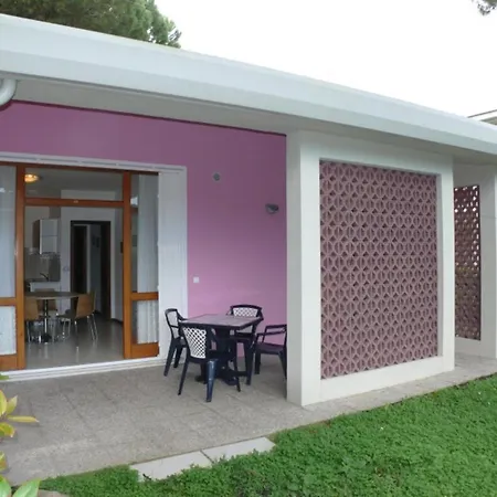 With Parking And Garden In Apartment *